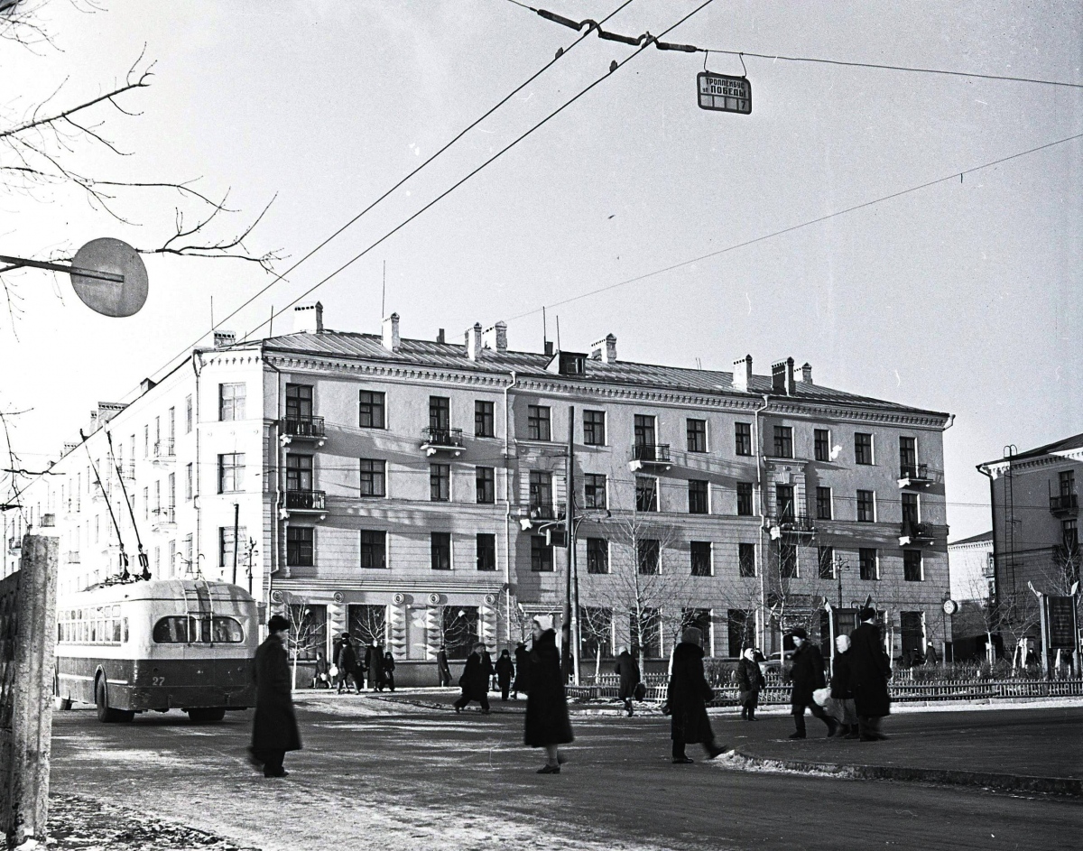 Samara, MTB-82D Nr. 27; Samara — Historical photos — Tramway and Trolleybus (1942-1991)