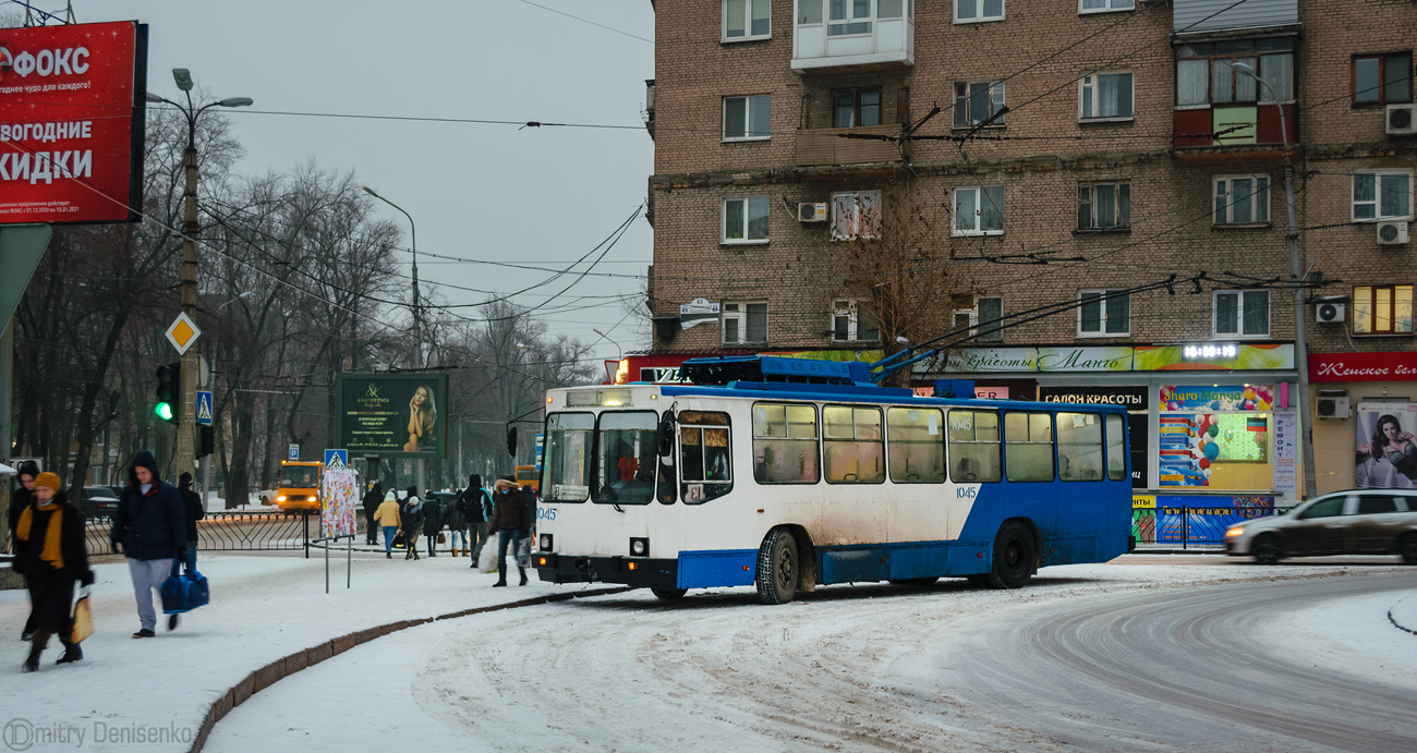 დონეცკი, YMZ T2 № 1045