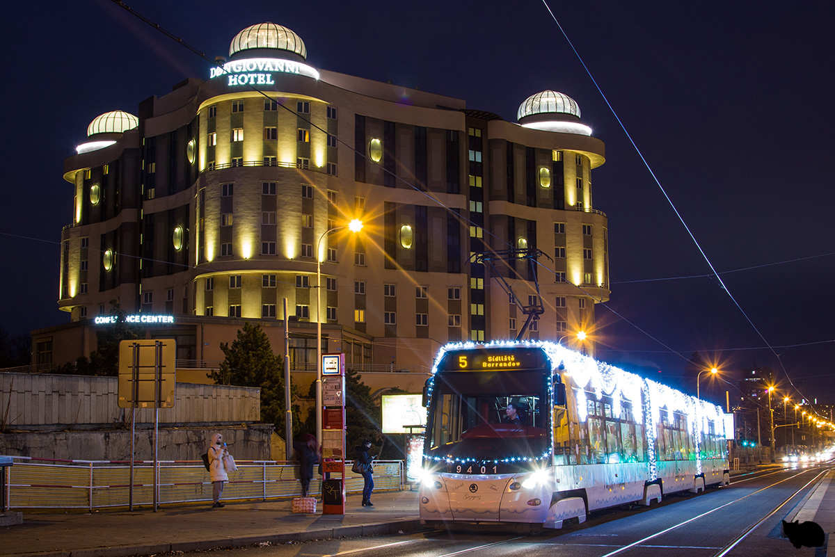 Praha, Škoda 15T6 ForCity Alfa Praha № 9401; Praha — Christmas tram