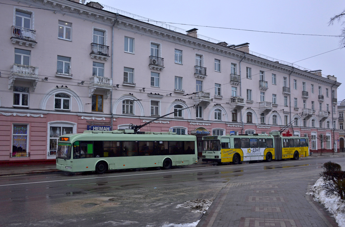 Гомель, БКМ 32102 № 1819; Гомель, БКМ 213 № 1653
