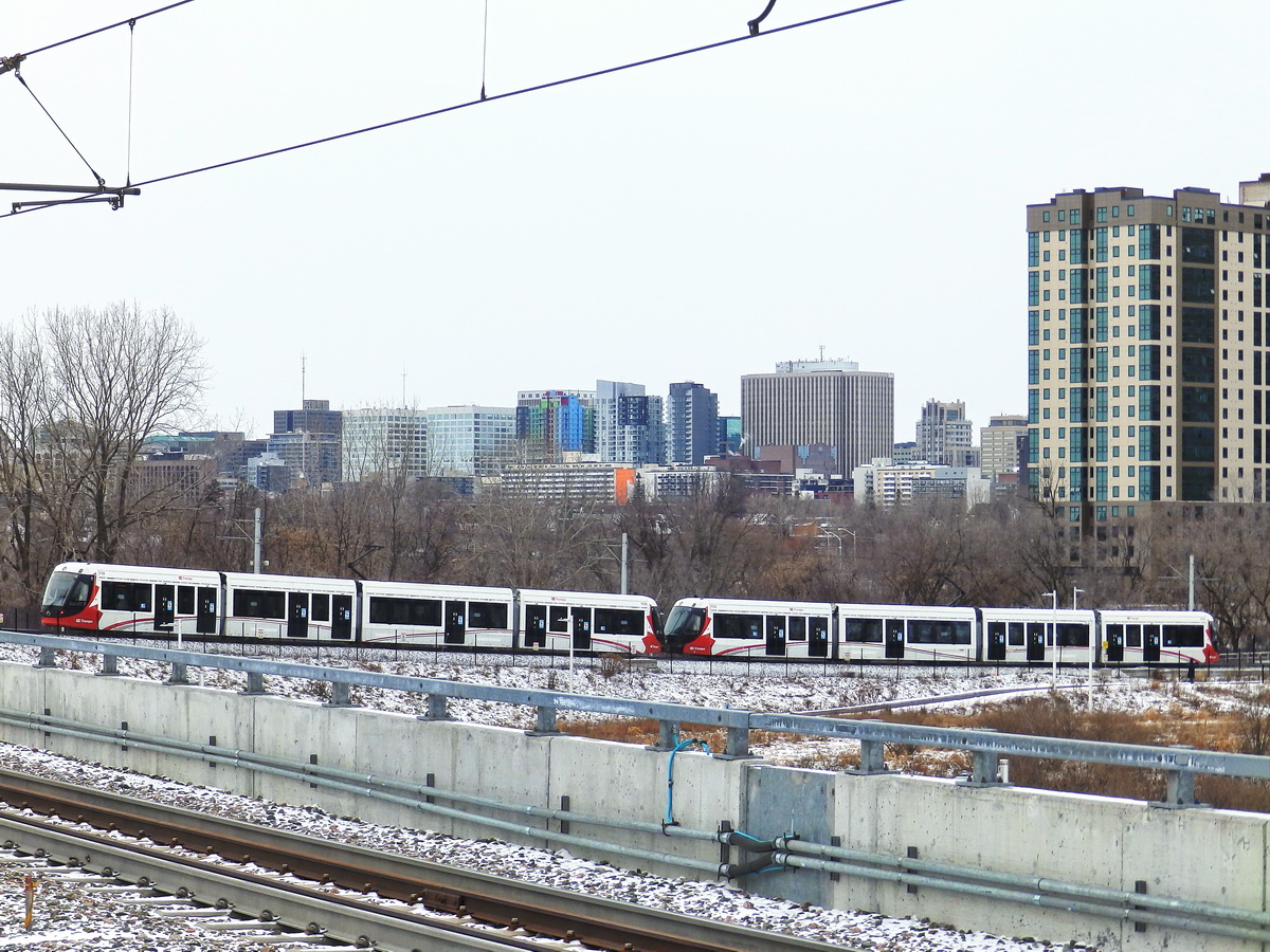 Оттава, Alstom Citadis Spirit № 1138; Оттава, Alstom Citadis Spirit № 1103