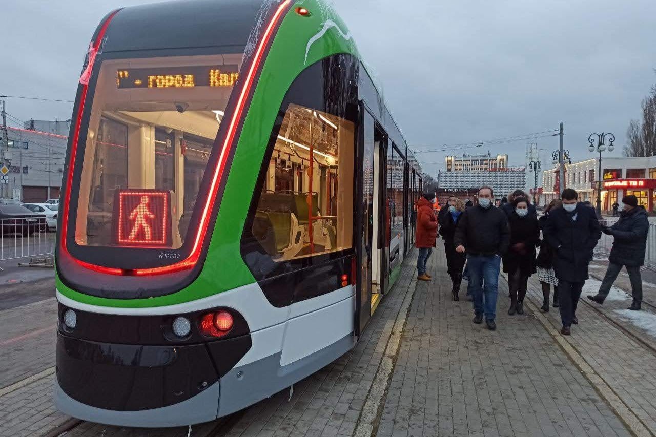Kaliningrad — Introduction of New Tram 71-921 Korsar