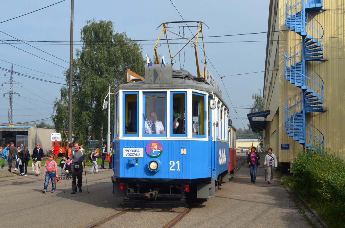 Ostrava, SMMD 2-axle motor car # 21
