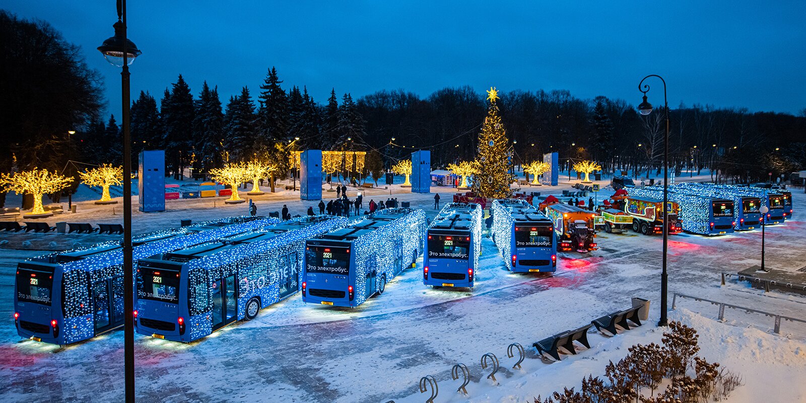 Москва, КАМАЗ-6282 № 410134; Москва, КАМАЗ-6282 № 410127; Москва, КАМАЗ-6282 № 410118; Москва — Виды с высоты; Москва — Разные фотографии Москва, КАМАЗ-6282 № 410134; Москва, КАМАЗ-6282 № 410127; Москва, КАМАЗ-6282 № 410118; Москва — Виды с высоты; Москва — Разные фотографии