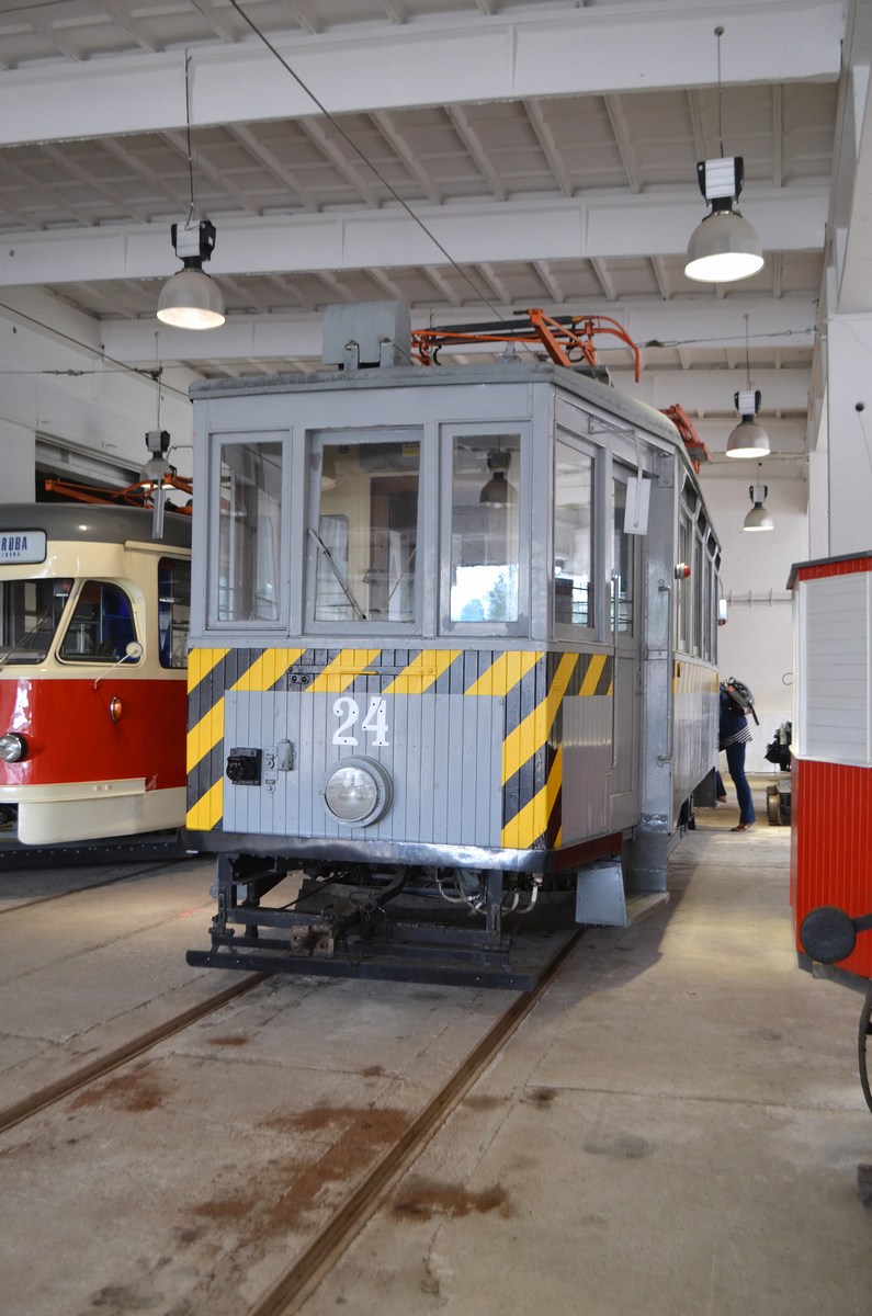 Острава, Двухосный моторный Kopřívnice № 24