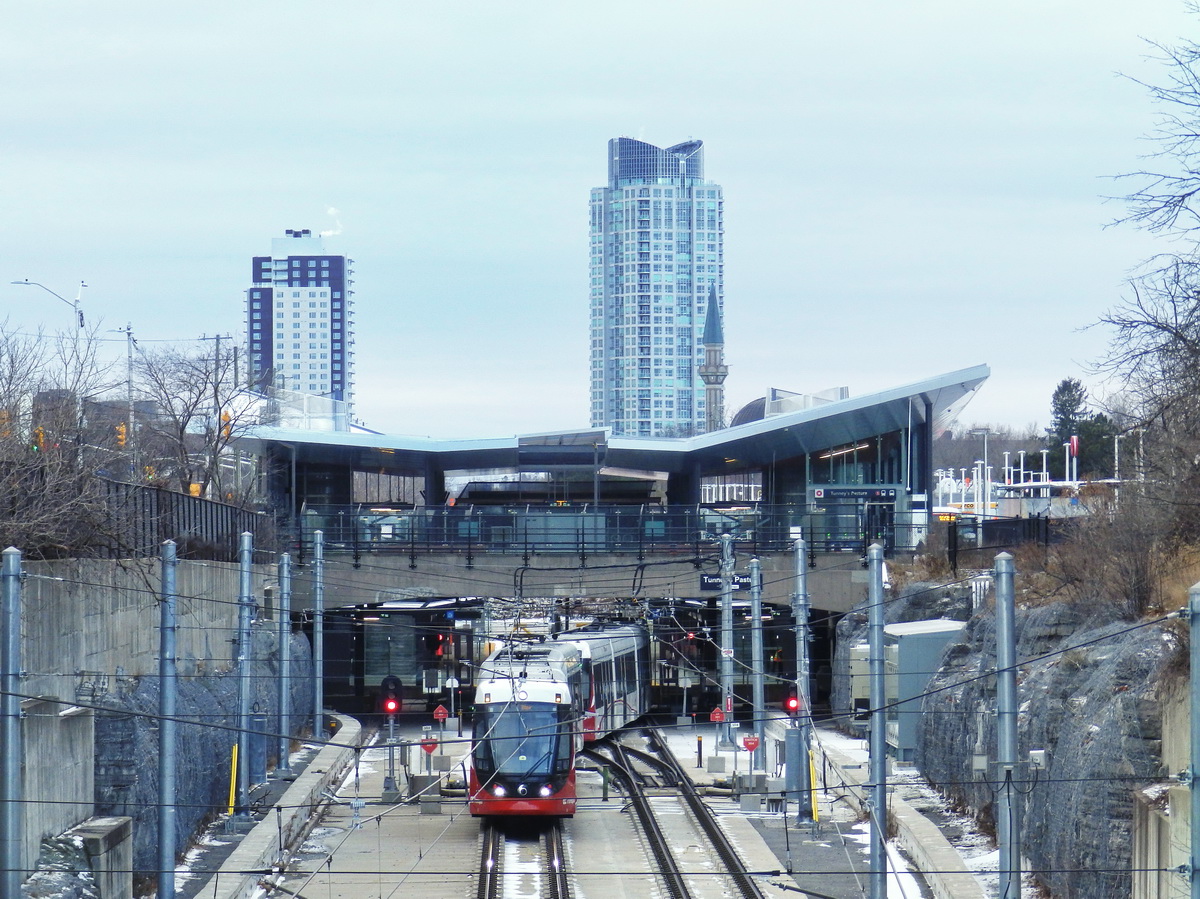 Оттава, Alstom Citadis Spirit № 1108; Оттава — Линия 1 (Confederation Line) — Линия лёгкого метро — Разные фото Оттава, Alstom Citadis Spirit № 1108; Оттава — Линия 1 (Confederation Line) — Линия лёгкого метро — Разные фото