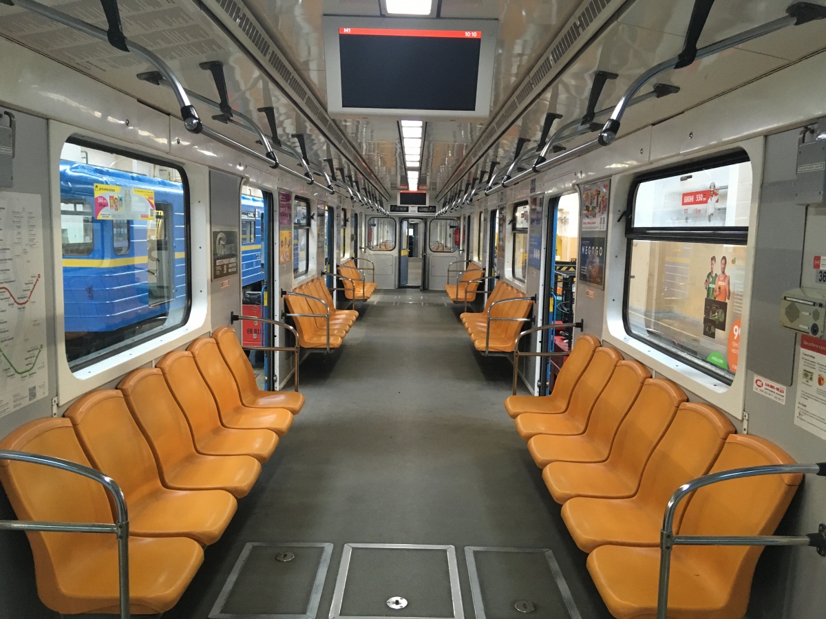 კიევი, E-KM-Pm (81-7081) № 3688