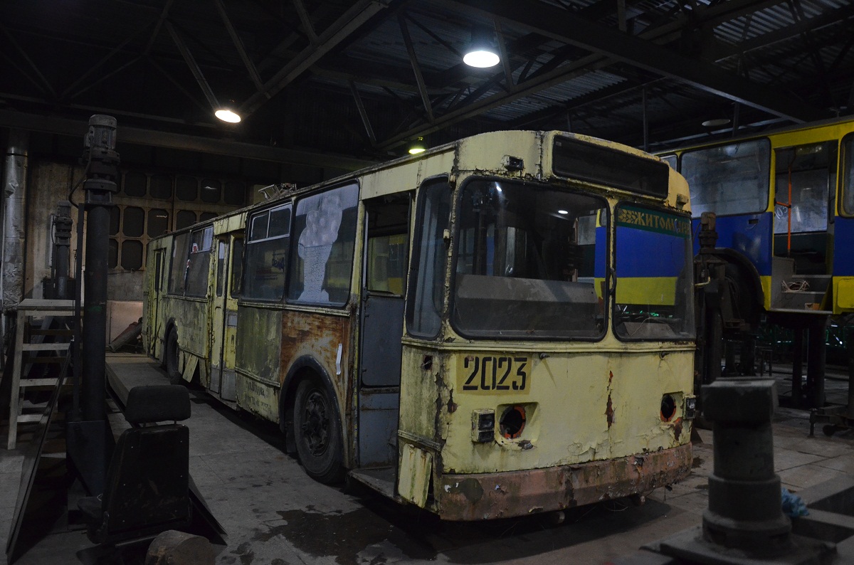 Житомир, ЗиУ-682В-013 [В0В] № 2023