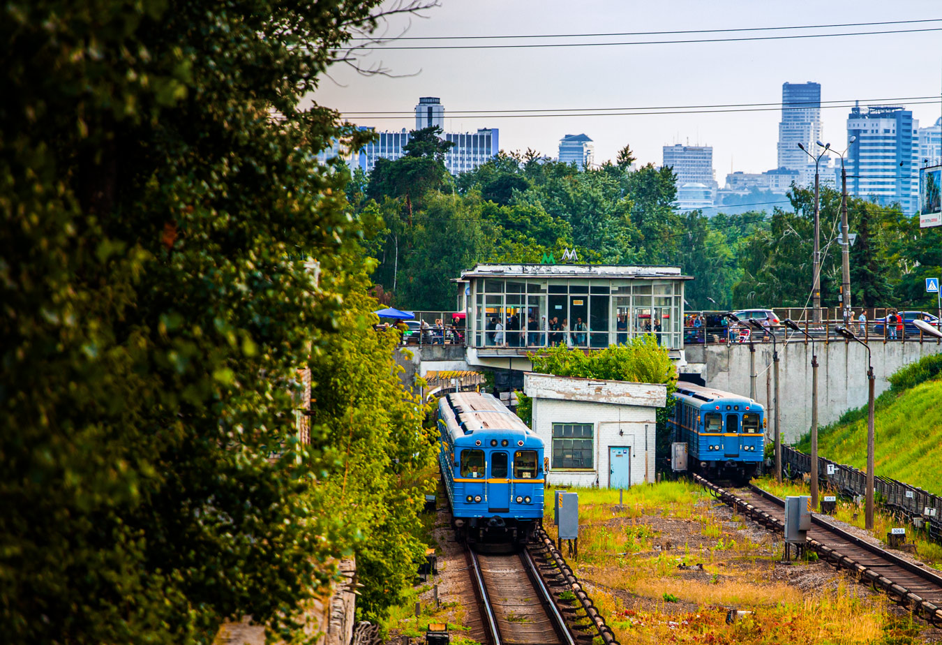 Кіеў — Метрополитен — Подвижной состав — Е*; Кіеў — Метрополитен — Святошинско-Броварская линия