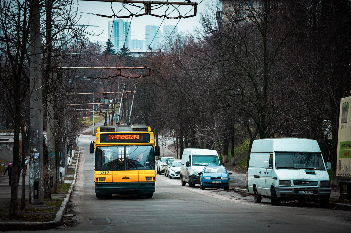 Kijiva, MAZ-103T № 3712