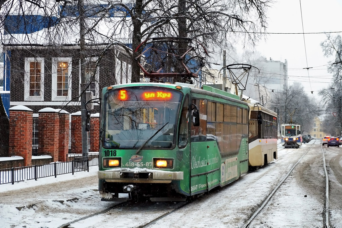 Нижний Новгород, 71-407 № 1018; Нижний Новгород, 71-619КТ № 1236; Нижний Новгород, 71-608КМ № 1225