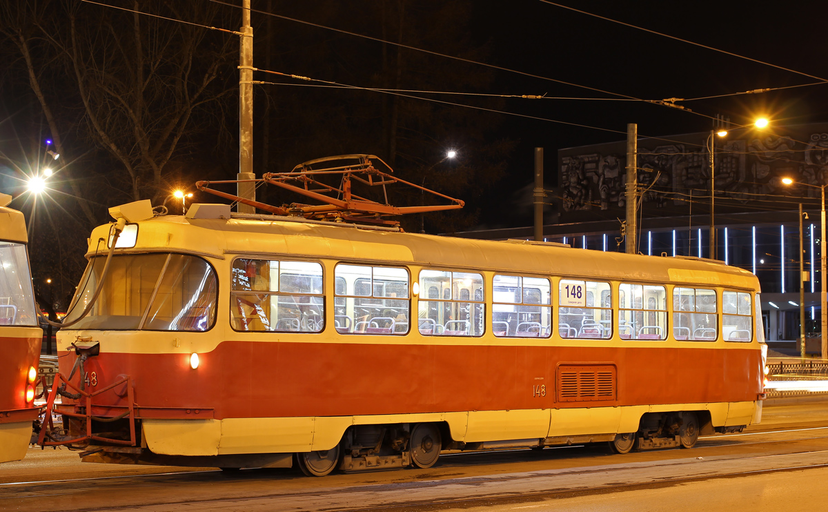 Jekatyerinburg, Tatra T3SU — 148