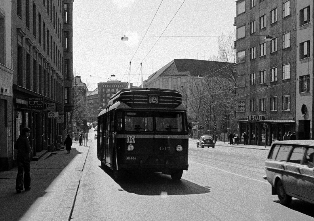 Хельсинки — Эспоо, BTH / Valmet № 617