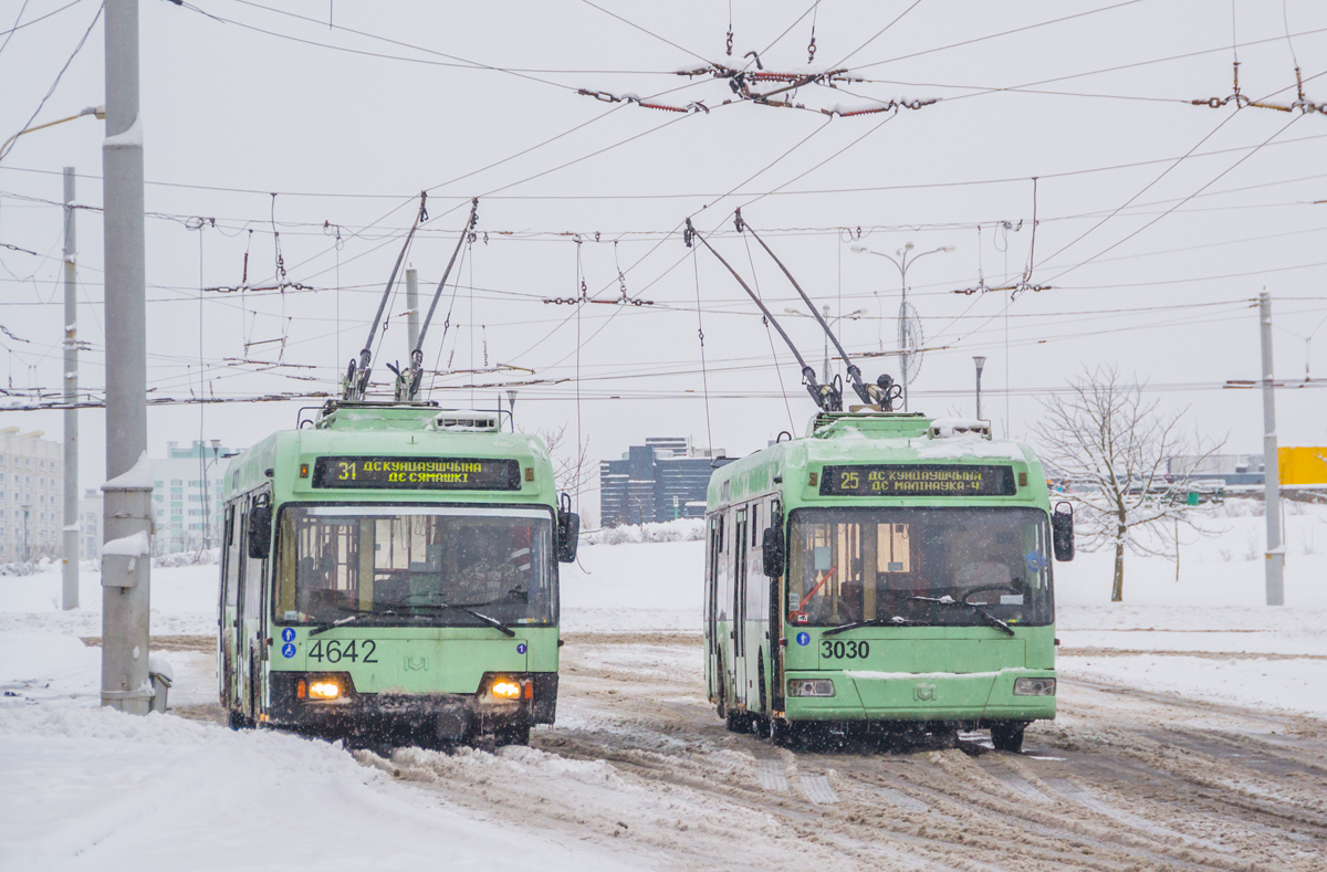 Минск, БКМ 321 № 4642; Минск, БКМ 321 № 3030