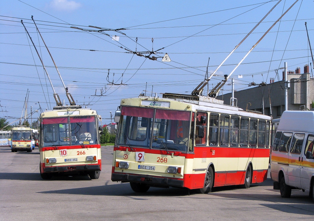 Kaunas, Škoda 14Tr02/6 Br. 266; Kaunas, Škoda 14Tr02/6 Br. 268