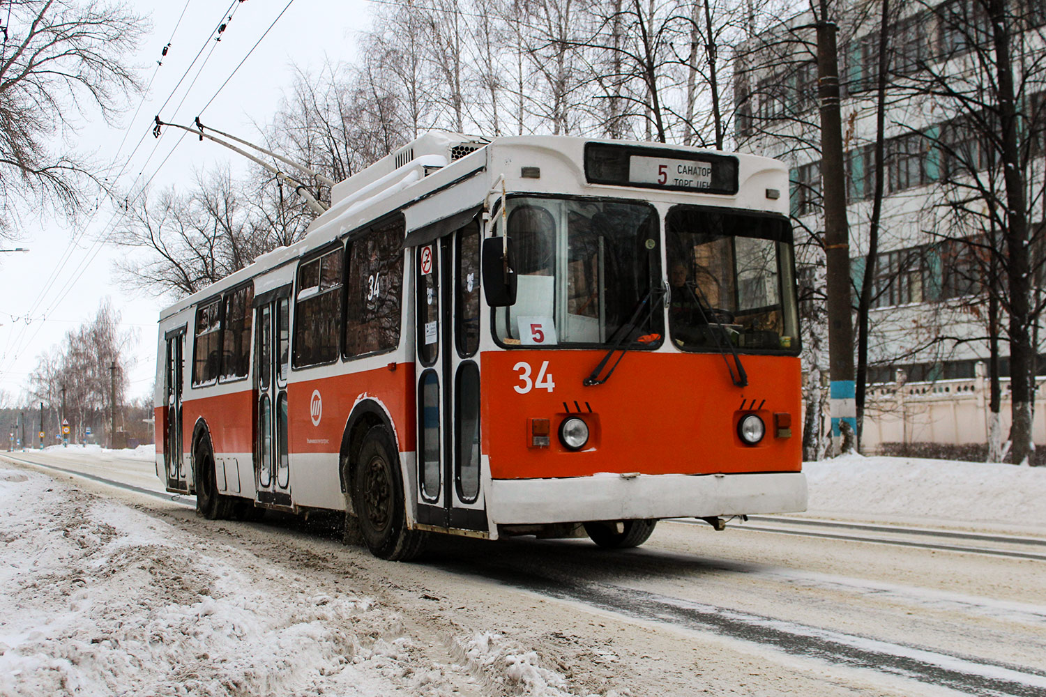 Ульяновск, ЗиУ-682ГМ1 (с широкой передней дверью) № 34