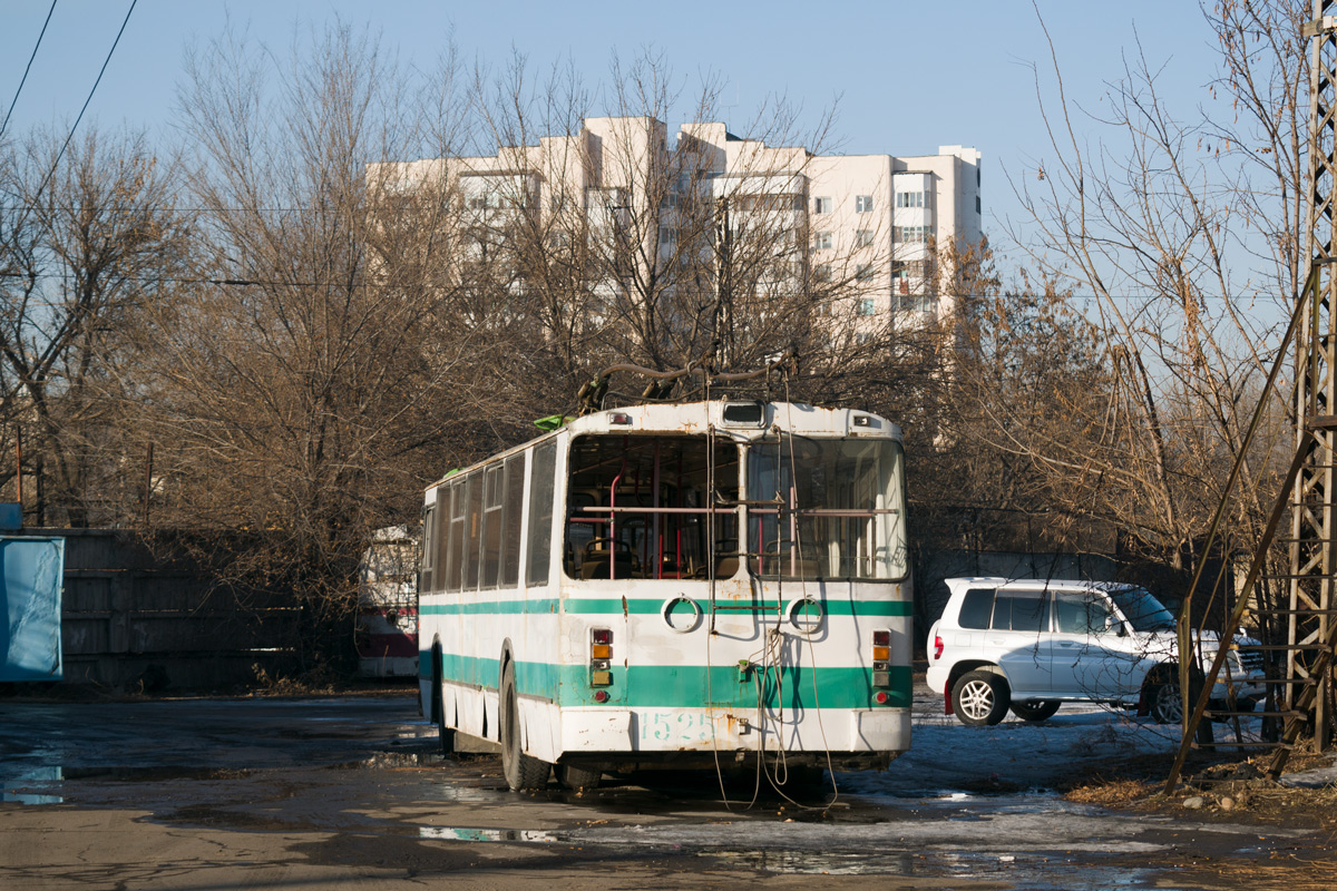 Bișkek, ZiU-682G-018 [G0P] Nr. 1523; Bișkek, ZiU-682G-018 [G0P] Nr. 1525