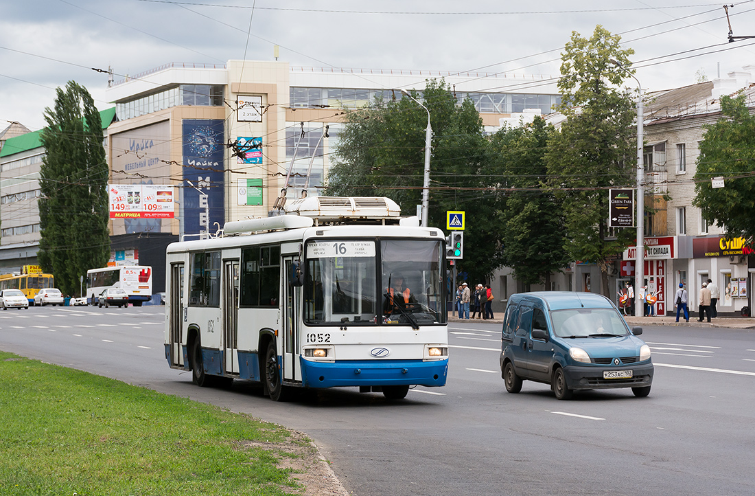 Уфа, БТЗ-52767А № 1052