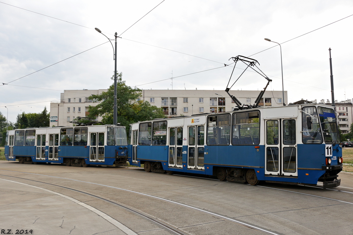 Краков, Konstal 105Na № RZ235; Краков, Konstal 105NaD № RZ236