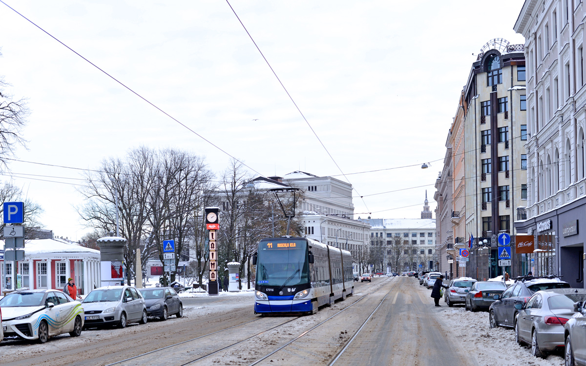 Рига, Škoda 15T ForCity Alfa Riga № 57016