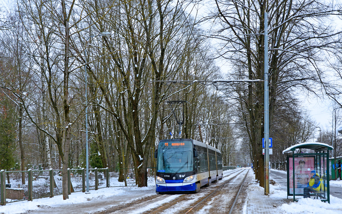 Рига, Škoda 15T ForCity Alfa Riga № 57038