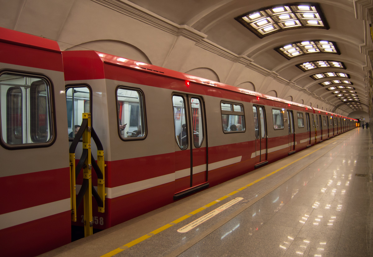 Saint-Petersburg, 81-724.1 # 24058 Saint-Petersburg, 81-724.1 # 24058