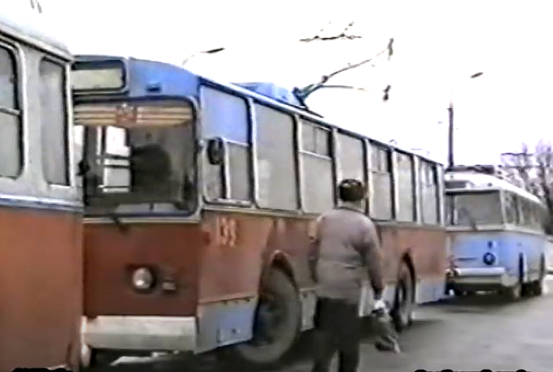 Луцк, ЗиУ-682В [В00] № 139; Луцк — Скриншоты с видео