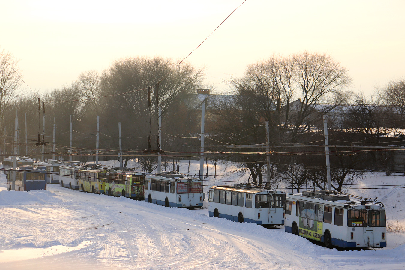 Rostov-na-Donu, ZiU-682G-016.02 (with double first door) č. 317; Rostov-na-Donu, ZiU-682G-016 (012) č. 306; Rostov-na-Donu, ZiU-682G-016.02 (with double first door) č. 316; Rostov-na-Donu, ZiU-682GM1 (with double first door) č. 361