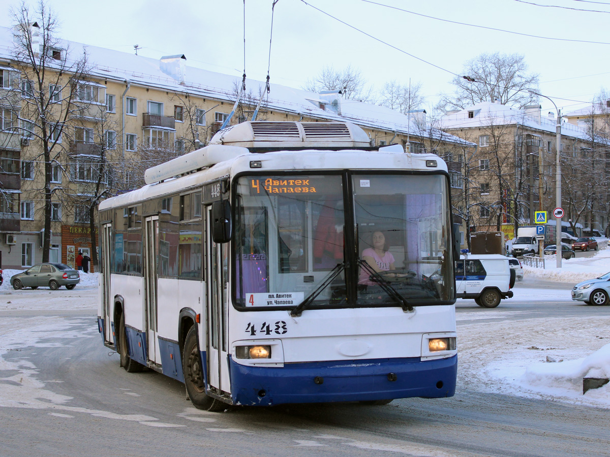 Киров, БТЗ-52767Р № 448