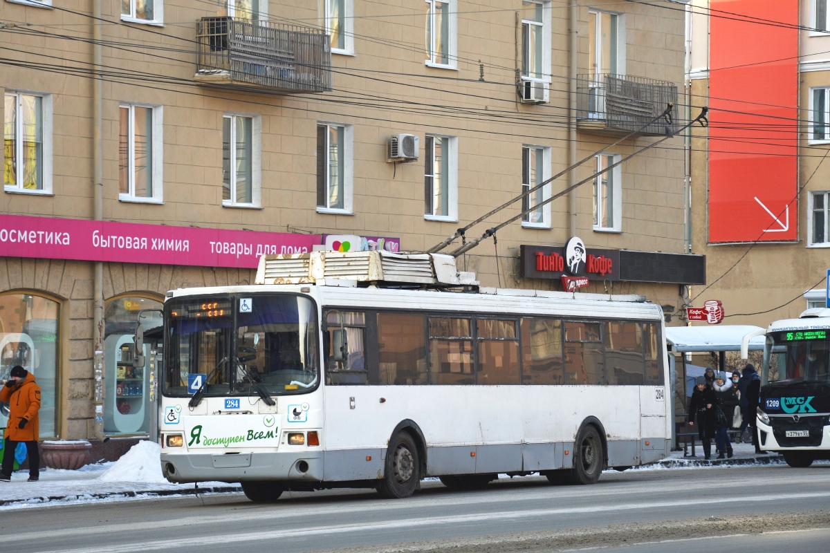 Omsk, LiAZ-52803 # 284