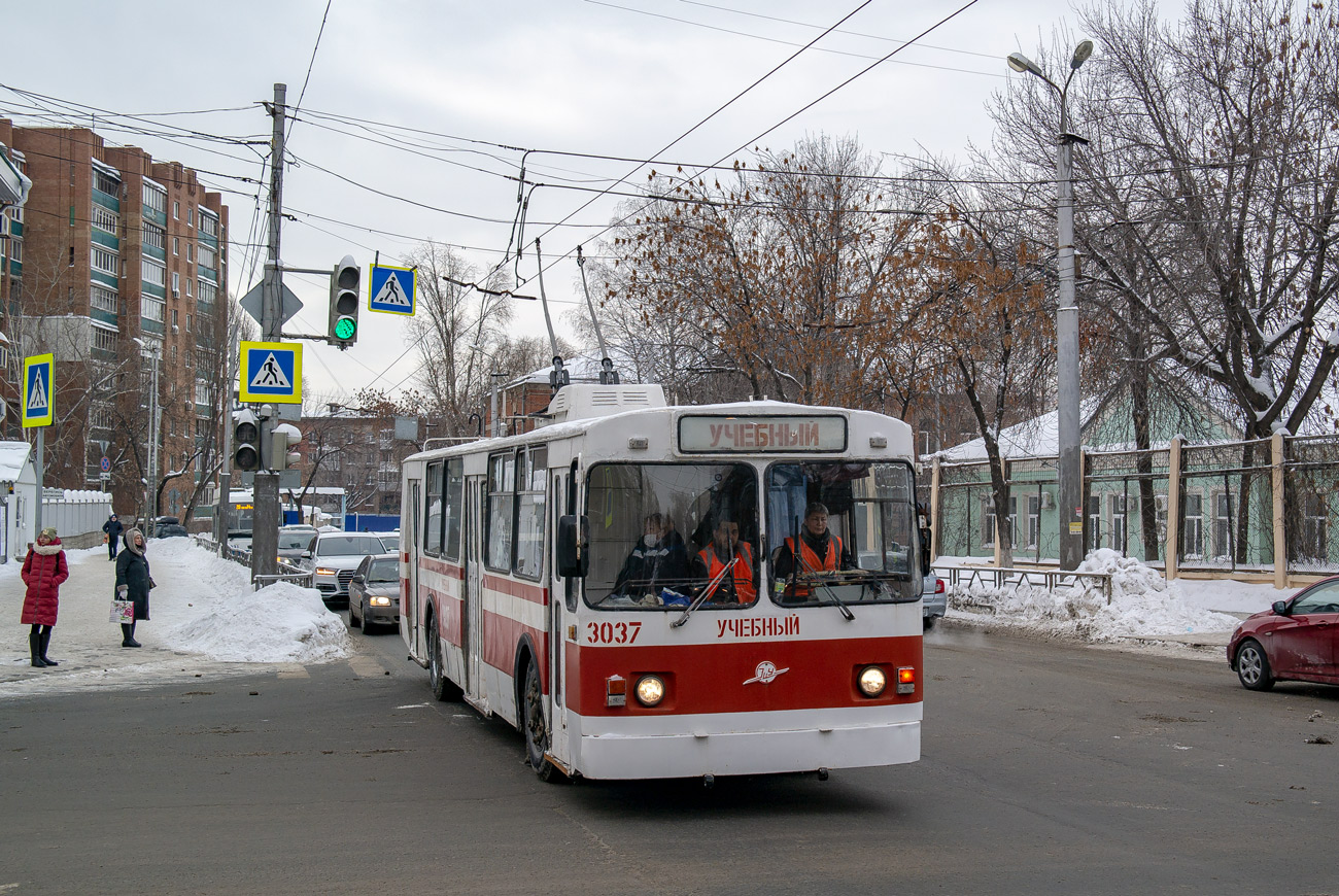 Самара, ЗиУ-682В № 3037