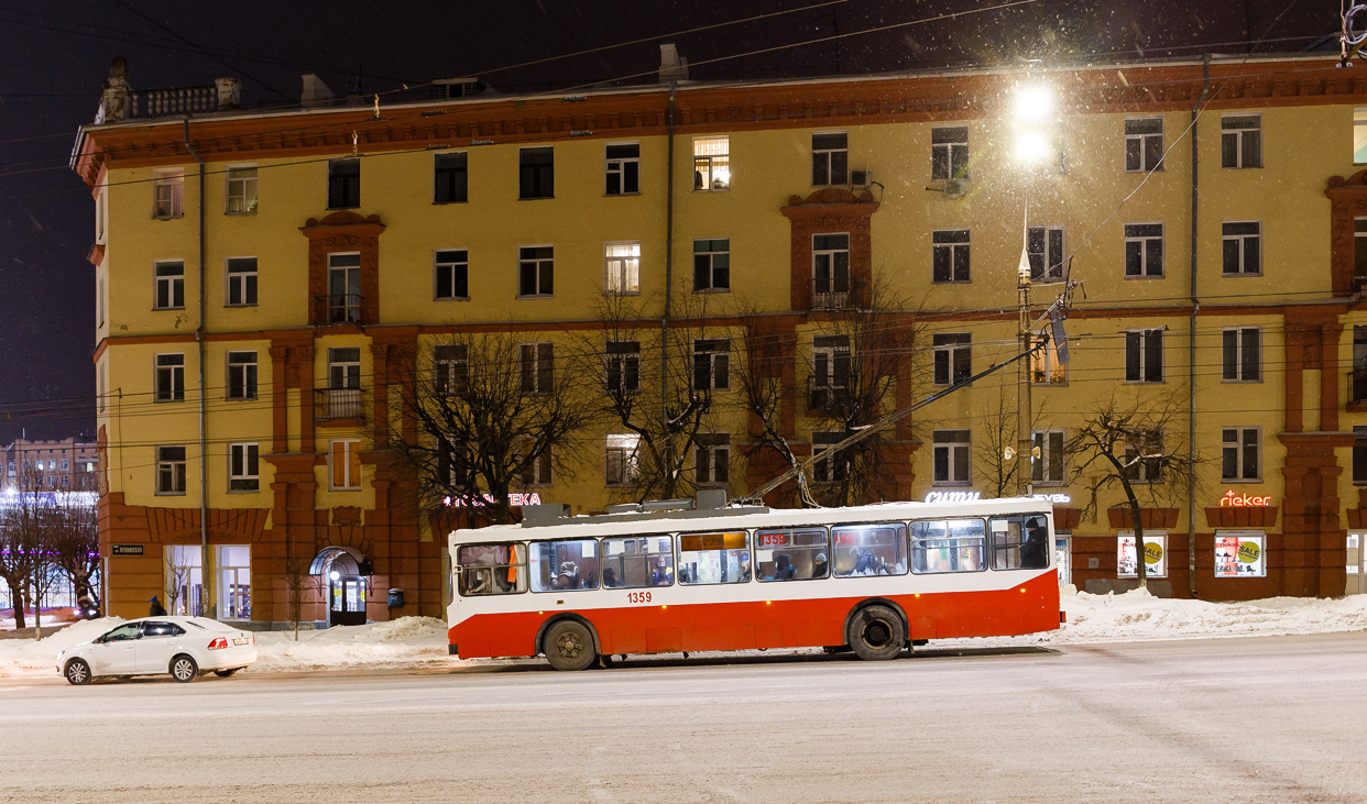 Ижевск, ВМЗ-5298-22 № 1359