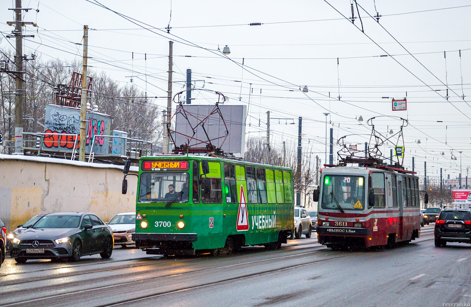 Санкт-Петербург, ЛМ-68М № 3700; Санкт-Петербург, ТС-77 № 3611