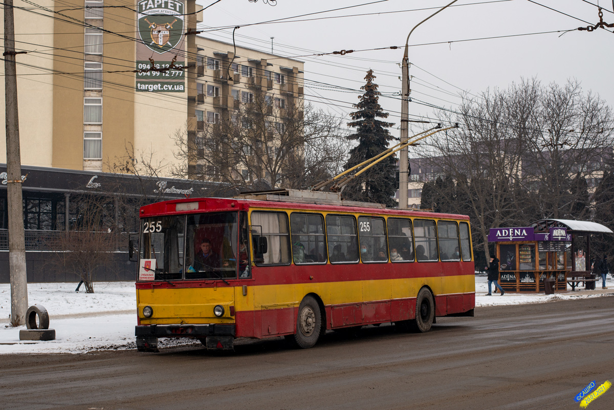 Čerņivci, Škoda 14Tr02 № 255