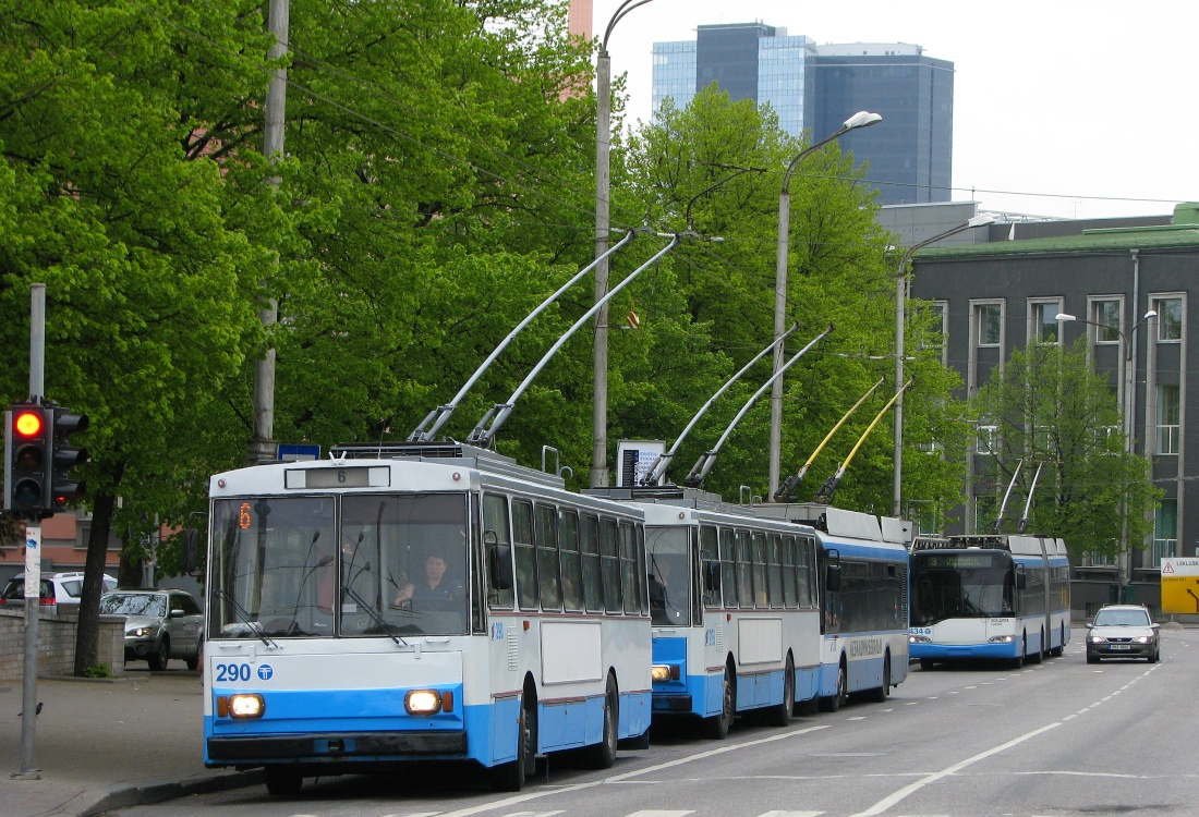 Таллин, Škoda 14Tr02/6 № 290