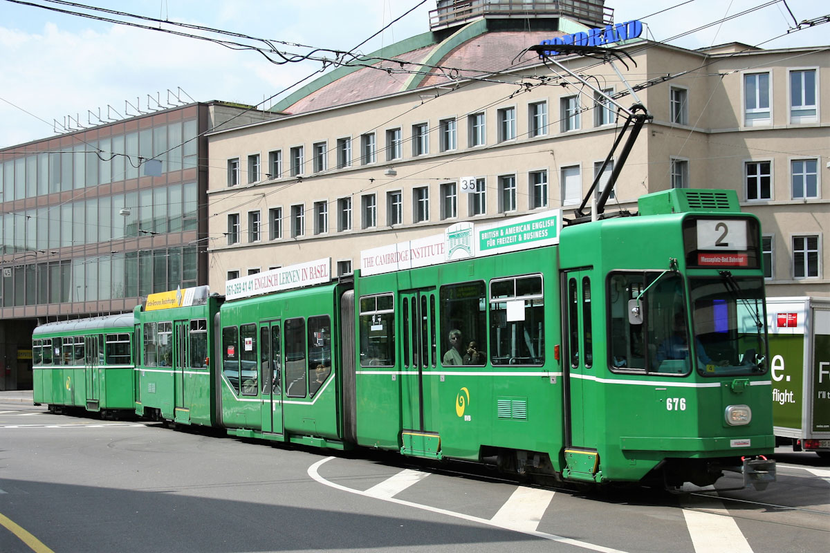 Базель, Schindler/Siemens Be 4/6 S № 676