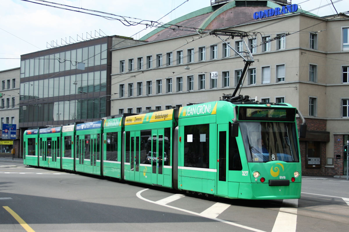 Базель, Siemens Combino № 327