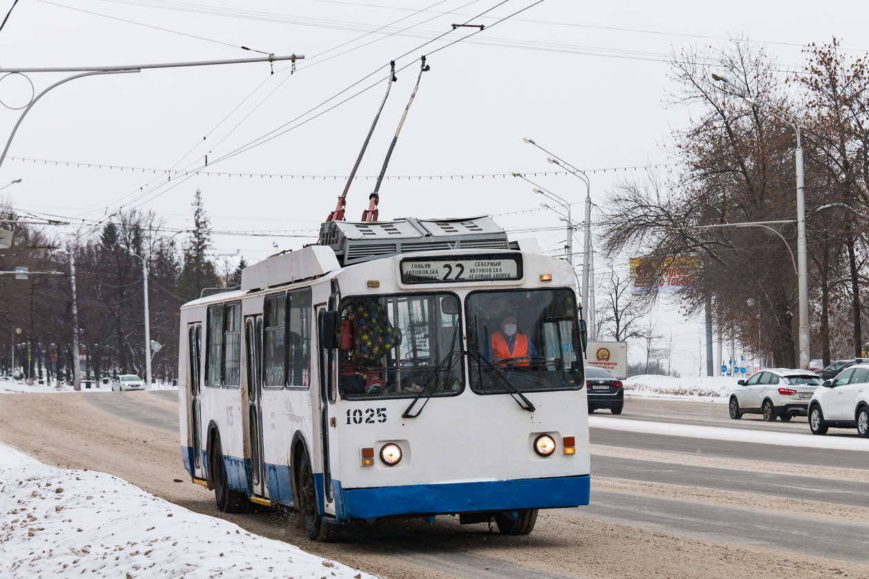 Уфа, БТЗ-5276-01 № 1025