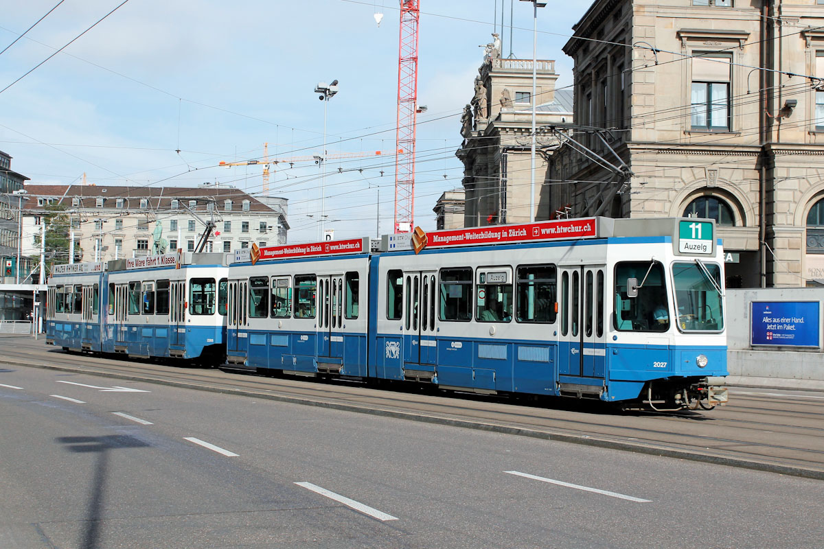 Цюрих, SWS/SWP/BBC Be 4/6 "Tram 2000" № 2027; Цюрих, SWS/SWP/BBC Be 4/6 "Tram 2000" (без кабины) № 2305 Цюрих, SWS/SWP/BBC Be 4/6 "Tram 2000" № 2027; Цюрих, SWS/SWP/BBC Be 4/6 "Tram 2000" (без кабины) № 2305