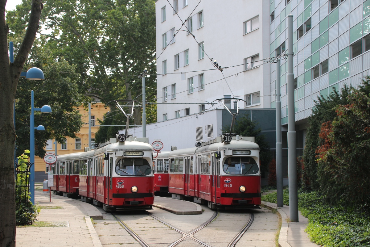 Вена, Lohner Type E1 № 4540; Вена, SGP Type E1 № 4858