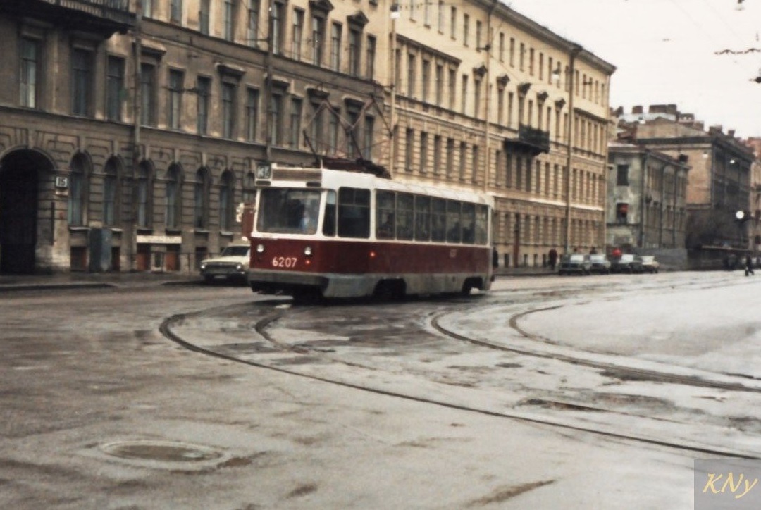 Saint-Pétersbourg, LM-68 N°. 6207; Saint-Pétersbourg — Historic tramway photos