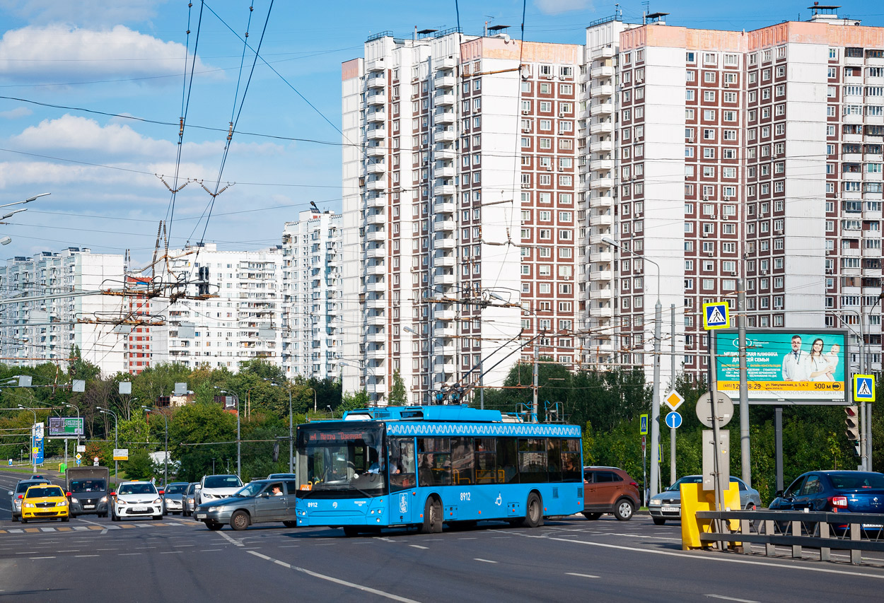 Москва, СВАРЗ-МАЗ-6275 № 8912