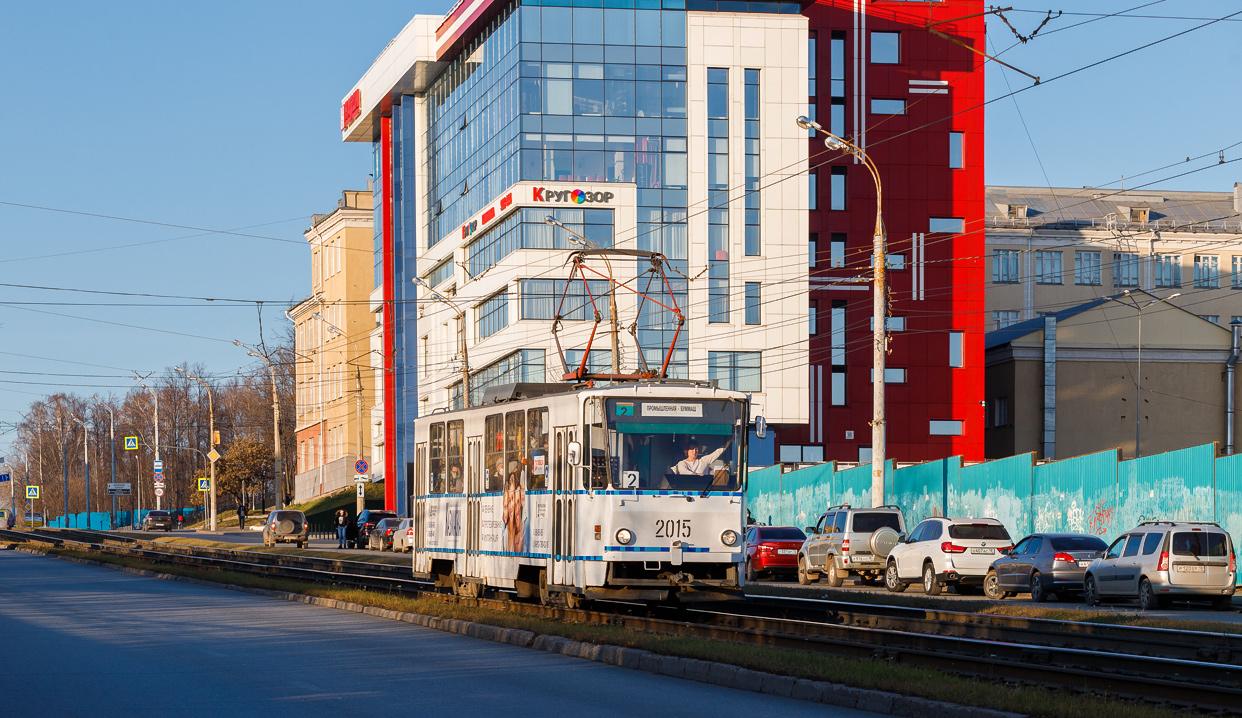 იჟევსკი, Tatra T6B5SU № 2015