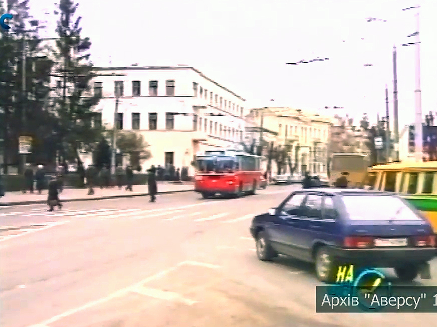 Lutsk, ZiU-682G [G00] č. 180; Lutsk — Screenshots from video