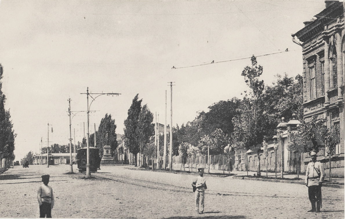 Ростов-на-Дону, Двухосный моторный Nivelles № 20; Ростов-на-Дону — Инфраструктура ликвидированных линий; Ростов-на-Дону — Исторические фотографии