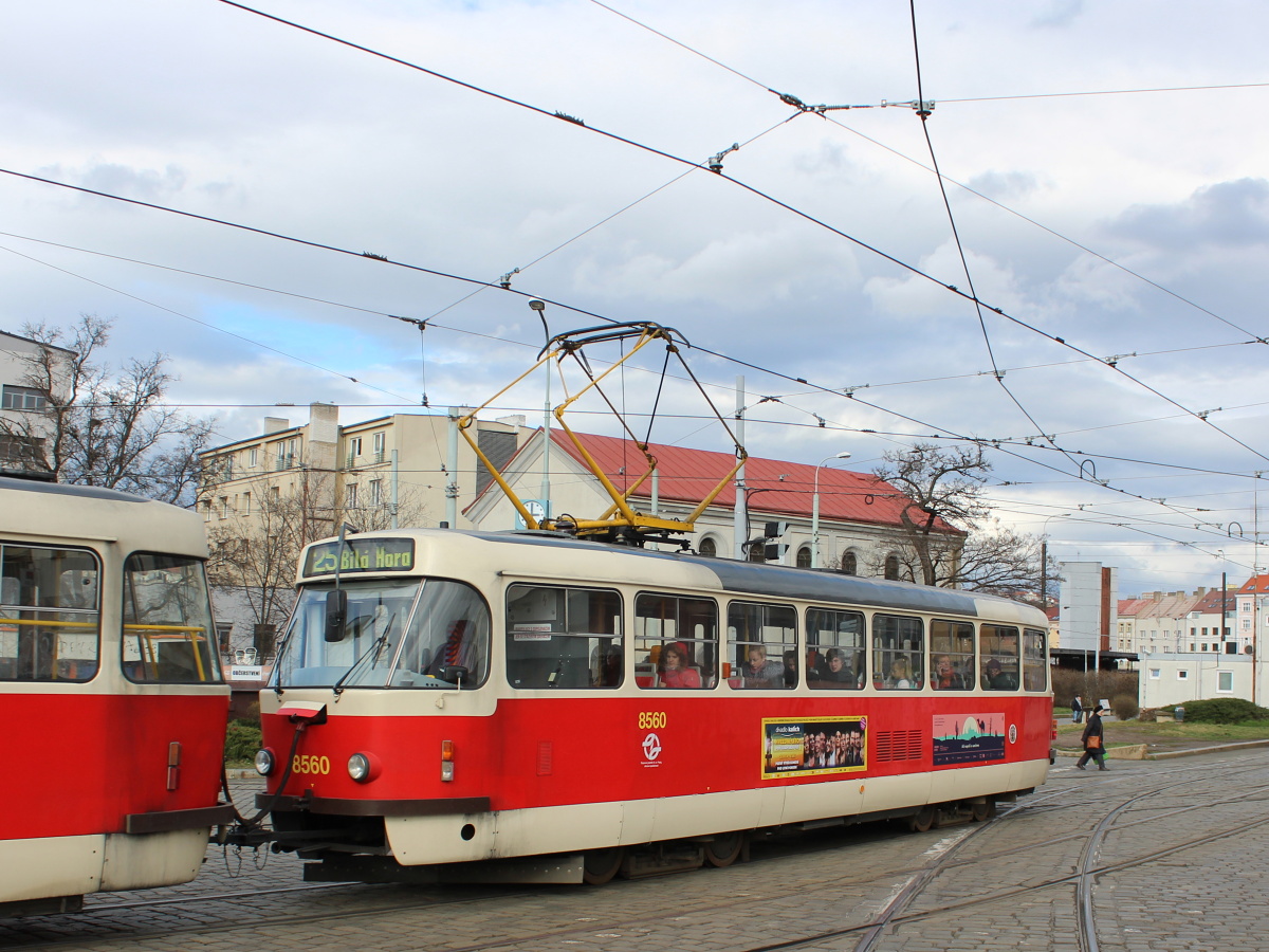Прага, Tatra T3R.P № 8560