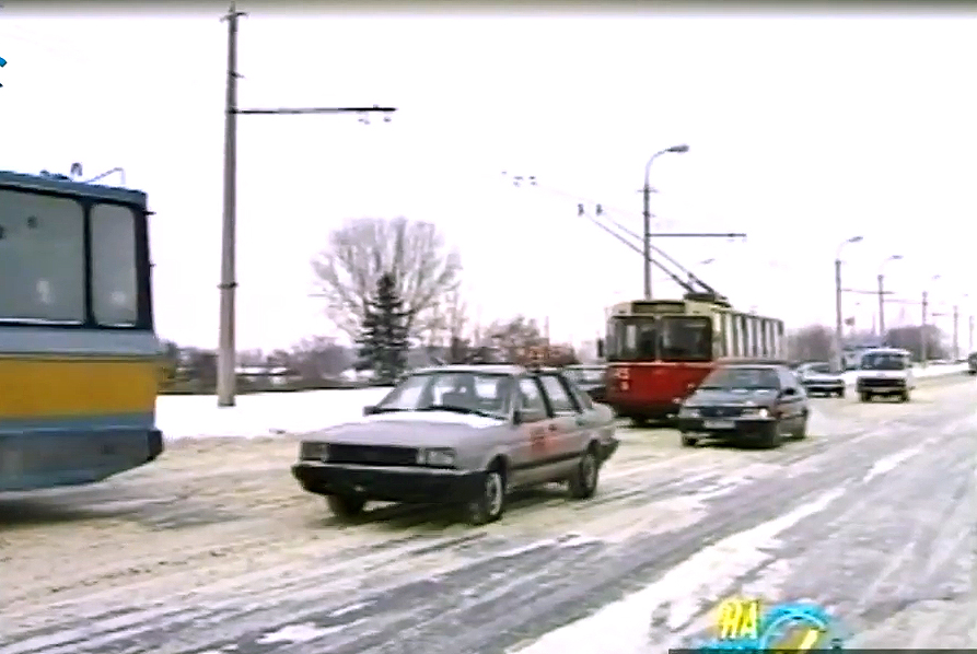 Lutsk, ZiU-682V [V00] # 145; Lutsk — Screenshots from video
