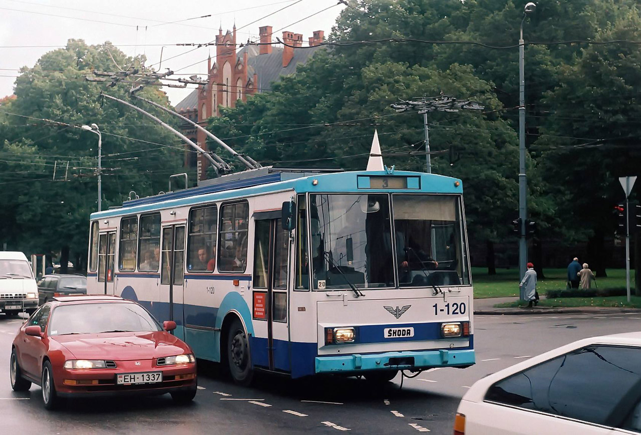 Рига, Škoda 14Tr89/6 № 1-120