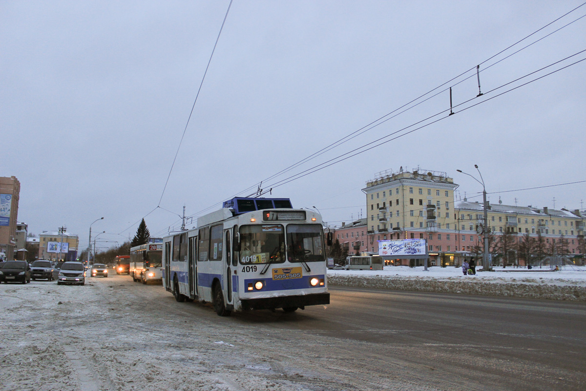 Барнаул, БТЗ-5276-01 № 4019