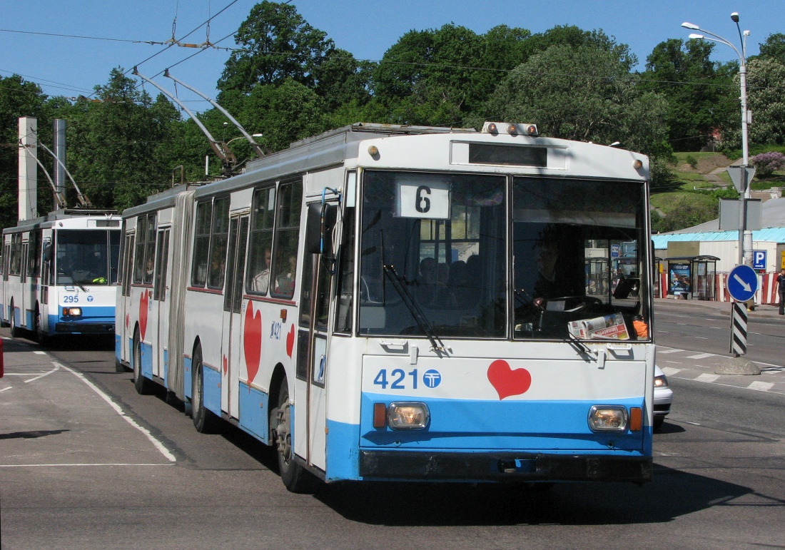 Таллин, Škoda 15Tr02/6 № 421 Таллин, Škoda 15Tr02/6 № 421